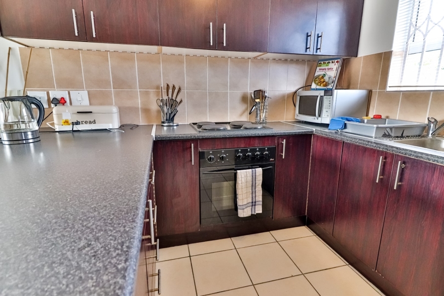 2 Bedroom Property for Sale in Parklands Western Cape